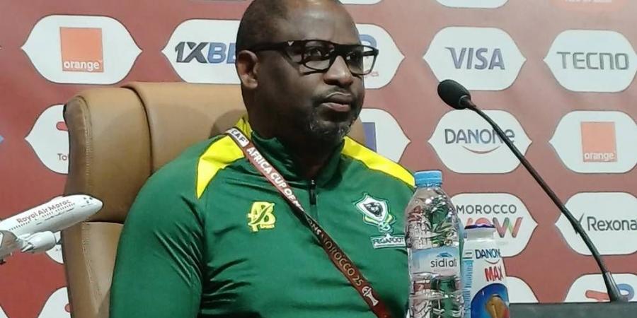 مدرب الغابون قبل مواجهة الكوت ديفوار: "فريقنا سيقاتل من أجل العلم الوطني ومن الضروري إنهاء 'كان 2025' بكرامة"