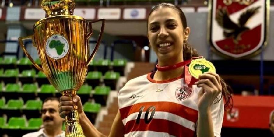 مايا ممدوح لاعبة طائرة الزمالك تقترب من سبورتنج ( خاص)