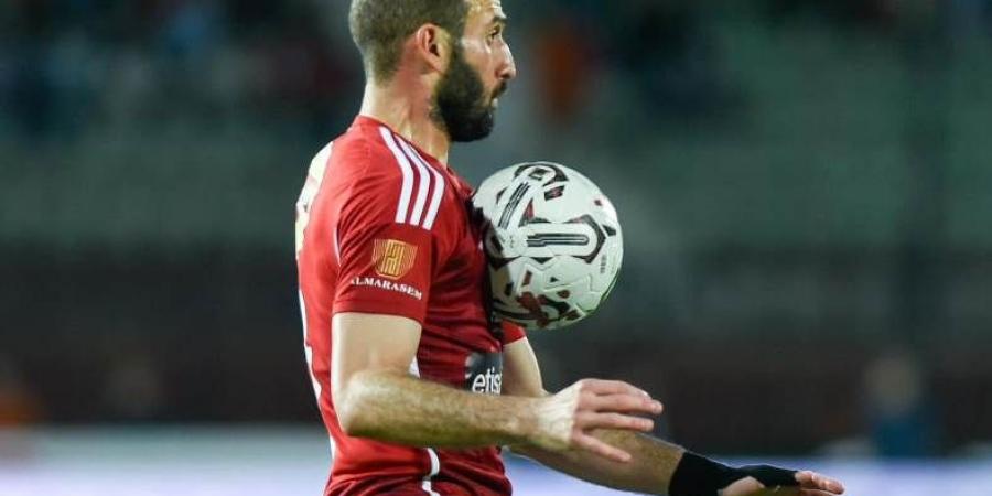 عرض الـ 30 مليون .. مصدر في بيراميدز يوضح كواليس الاهتمام بـ عمر كمال ورد الأعلي (خاص)