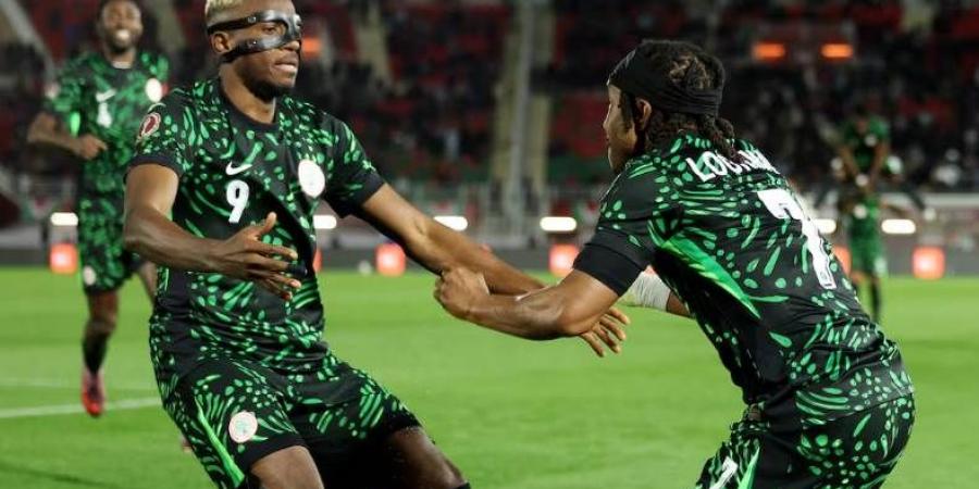 أزمة أوسيمين ولوكمان.. ماذا كشف الاتحاد النيجيري؟