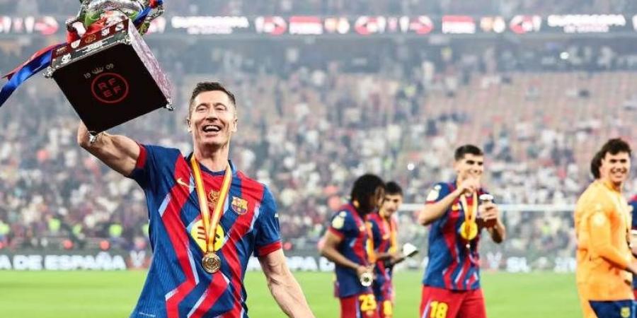 نهاية حقبة؟.. ليفاندوفسكي بين البقاء مع برشلونة والرحيل للدوري السعودي