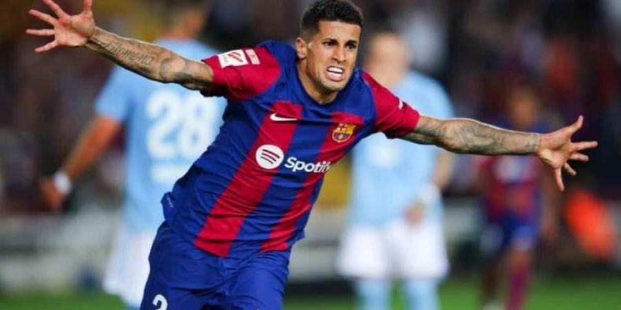 جواو كانسيلو يصل برشلونة لإتمام الإعارة من الهلال