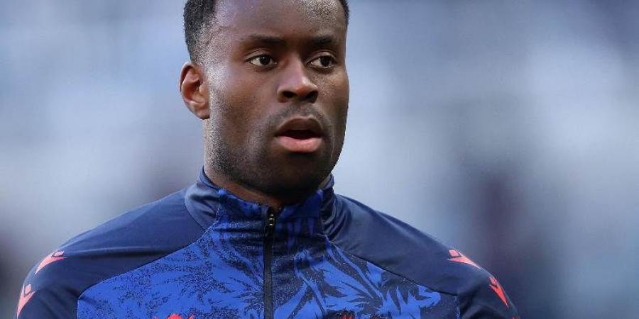 بايرن ميونخ يدخل سباق التعاقد مع مارك جويهي وسط منافسة إنجليزية