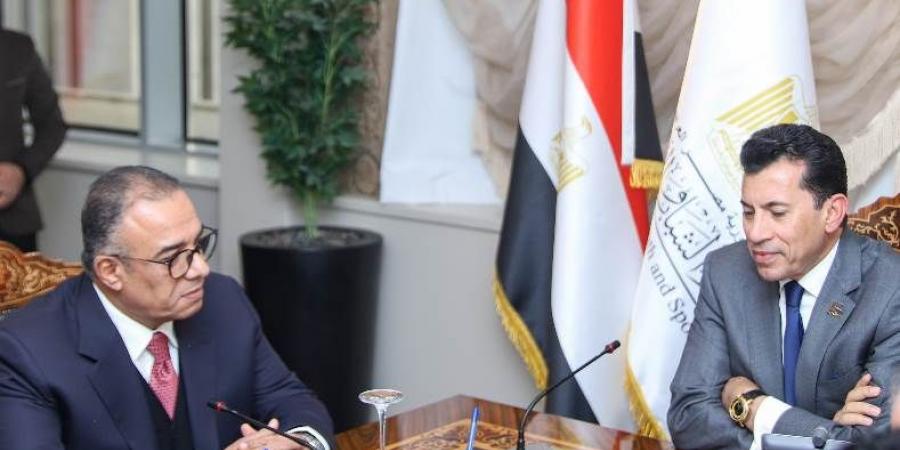 انطلاق منافسات اليوم الثالث من بطولة مصر الدولية البارالمبية للريشة الطائرة