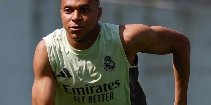 "لا يزال مصابًا".. مبابي خارج مباراة ليفانتي القادمة في الدوري الإسباني