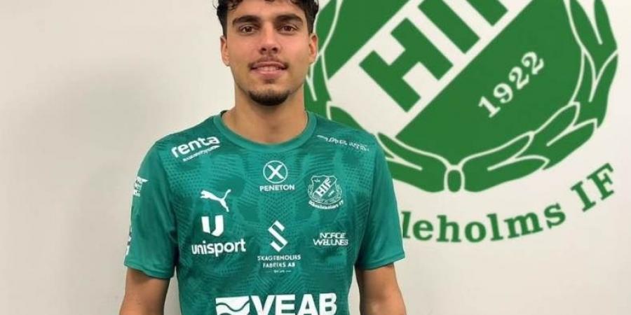 مصدر مقرب من أنس الحملاوي يكشف حقيقة مفاوضات الأهلي (خاص)