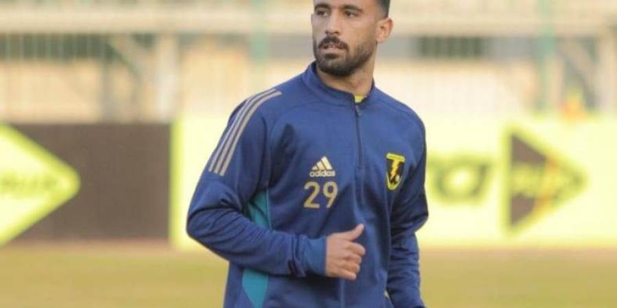 سيراميكا كليوباترا يقترب من ضم محمد شيكا مهاجم كهرباء الإسماعيلية "خاص"