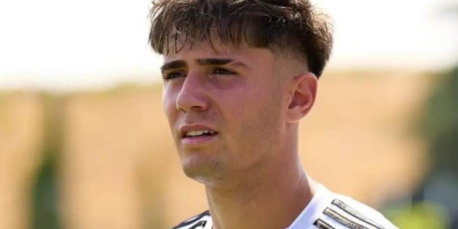 أرسنال يخطط للتعاقد مع فالديبيناس مدافع ريال مدريد