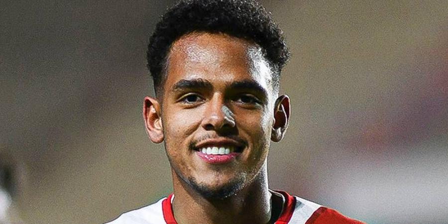 الوداد يعلن تعاقده مع البوليفي بانياكا على سبيل الإعارة لموسم واحد مع أحقية الشراء بعقد يمتد لـ4 مواسم