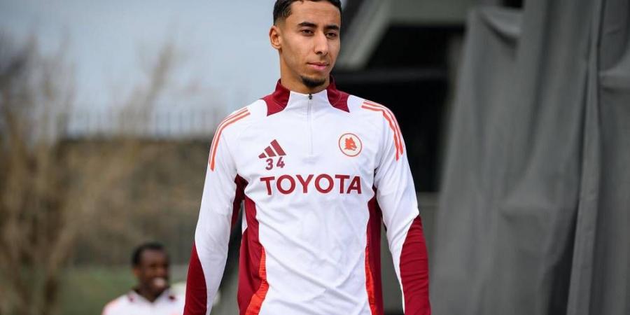 آيندهوفن يعلن غياب أنس صلاح الدين عن مباراة الغد بداعي الإصابة وخضوعه للفحوصات الطبية خلال الأيام المقبلة