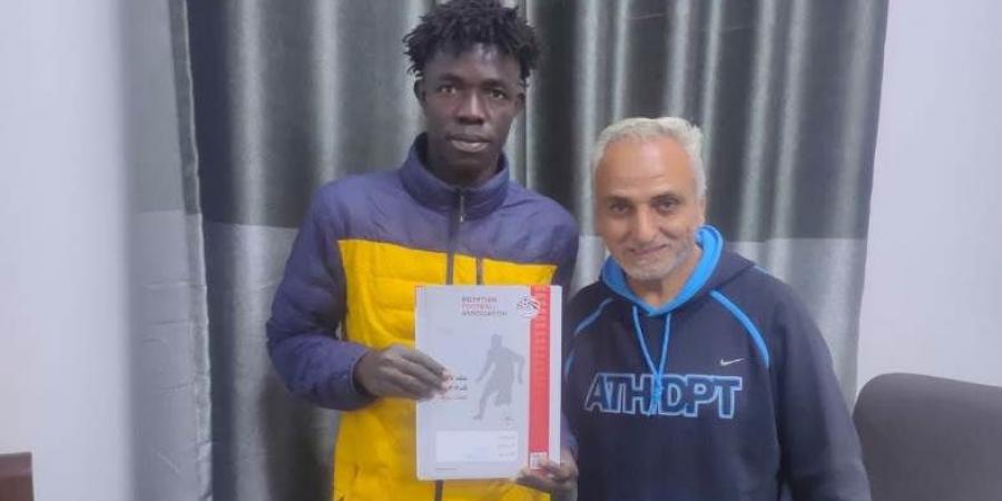 الداخلية يُنهي التعاقد مع الغاني إدوارد كواك لتدعيم خط الوسط