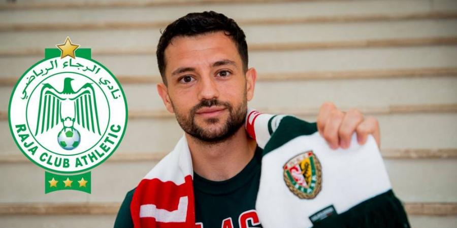 رسميا/ الرجاء يعلن تعاقده مع الكوسوفي بيصار حليمي خلال الميركاتو الشتوي الحالي