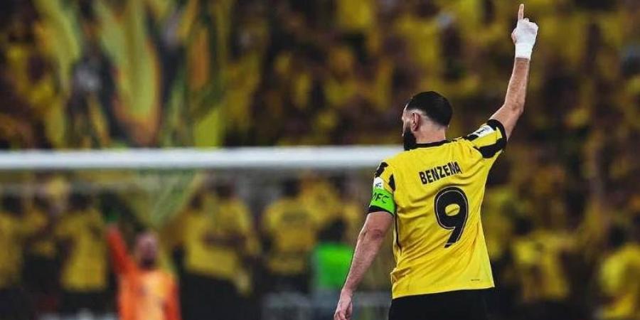 بنزيما بعد الرحيل عن الاتحاد: أثرتني هذه الرحلة كثيرًا وأغادر مرفوع الرأس