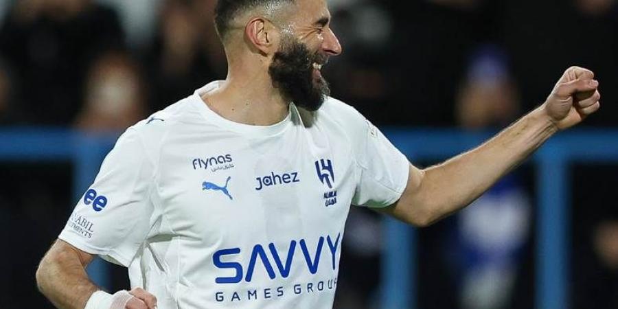 بسبب الاتحاد.. بعثة الهلال تطير إلى دبي لمواجهة شباب الأهلي بدون بنزيما