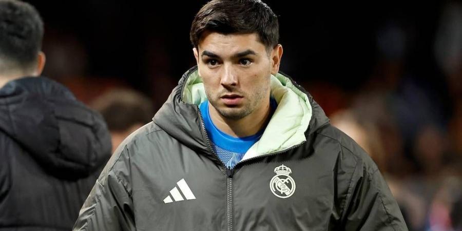 استطلاع للرأي/ 70% من الجماهير تطالب بمشاركة دياز أساسيا مع ريال مدريد