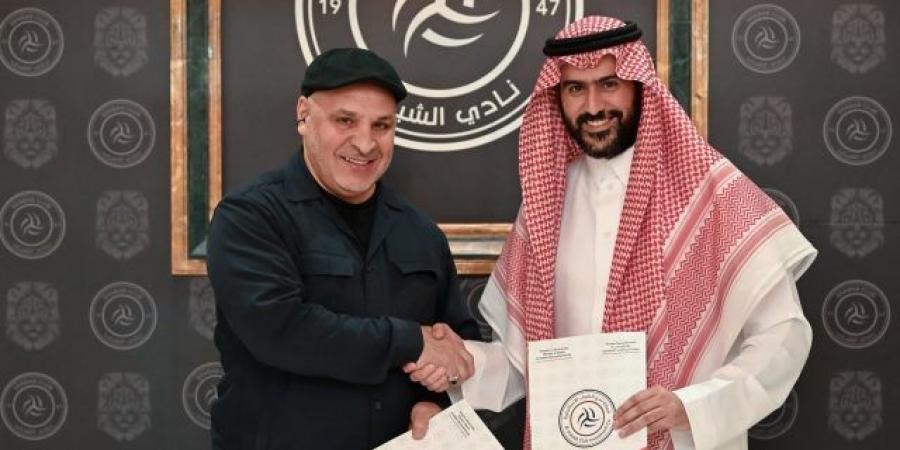 رسميًا.. نور الدين بن زكري مديراً فنياً للشباب