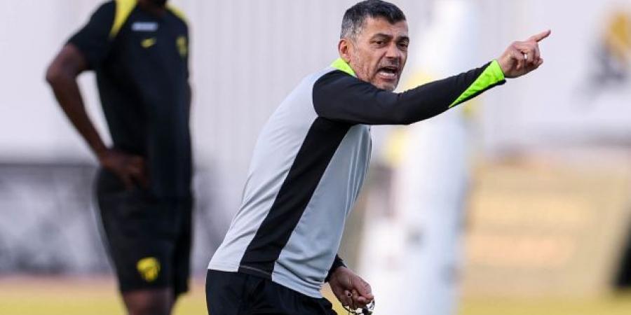 كونسيساو يستقر على تشكيلة الاتحاد الأساسية أمام الحزم