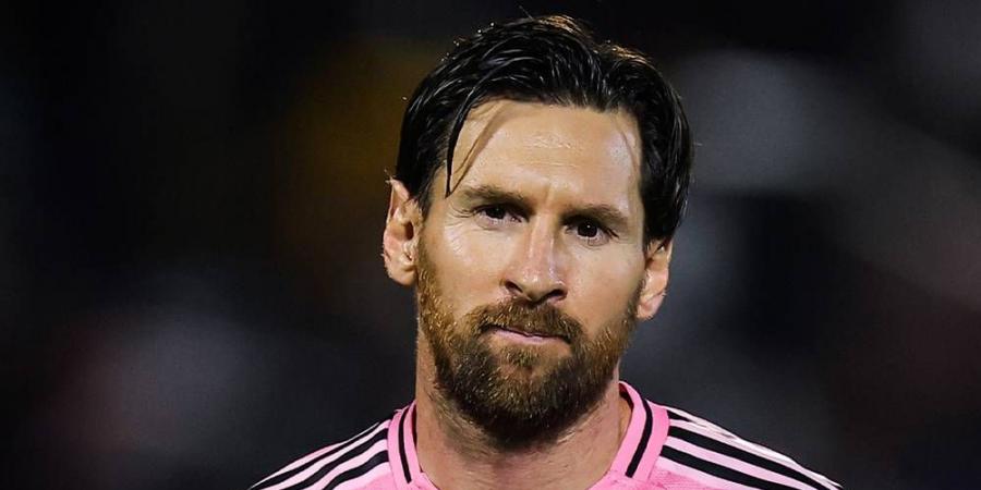 استغلال صورة ليونيل ميسي في حملة برشلونة الانتخابية