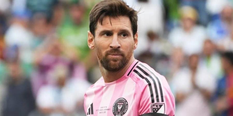 ليونيل ميسي "مستاء" بعد استغلال صورته دون موافقته في حملات برشلونة الانتخابية