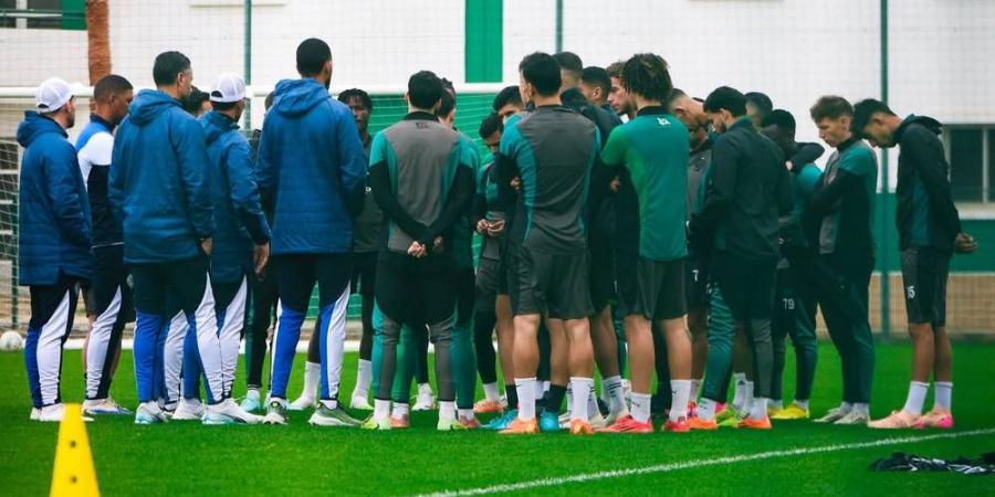 الرجاء يستأنف تدريباته بالوازيس استعدادا لمواجهة حسنية أكادير