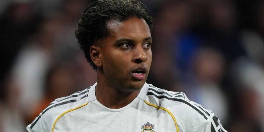 تقارير/ البرازيلي رودريغو يتعرض لإصابة خطيرة في الركبة ومخاوف من غيابه عن كأس العالم 2026