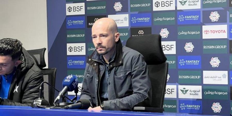 مدرب النجمة يوضح أسباب الهزيمة أمام الهلال 