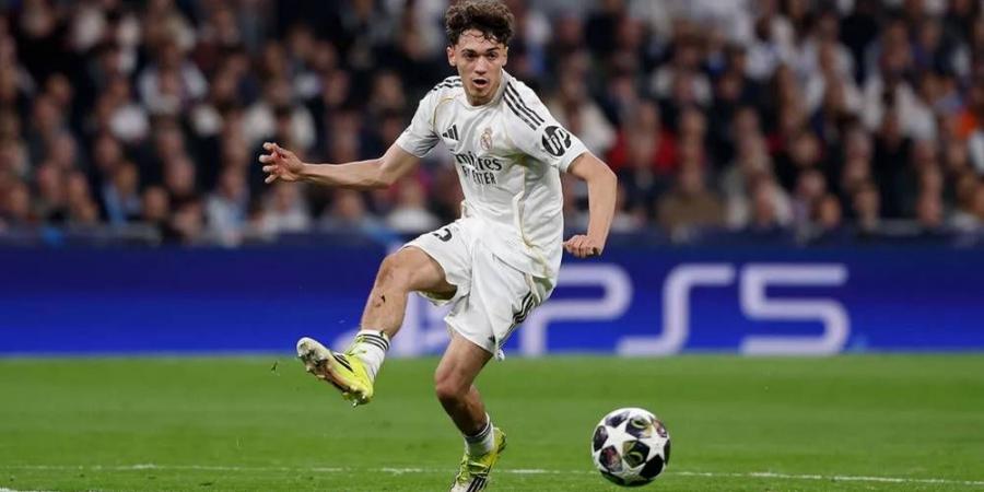 المغربي الأصل بيتارش بعد الفوز على السيتي: "المدرب يطلب مني أن ألعب بالطريقة التي أعرفها وألا أخاف من الكرة"