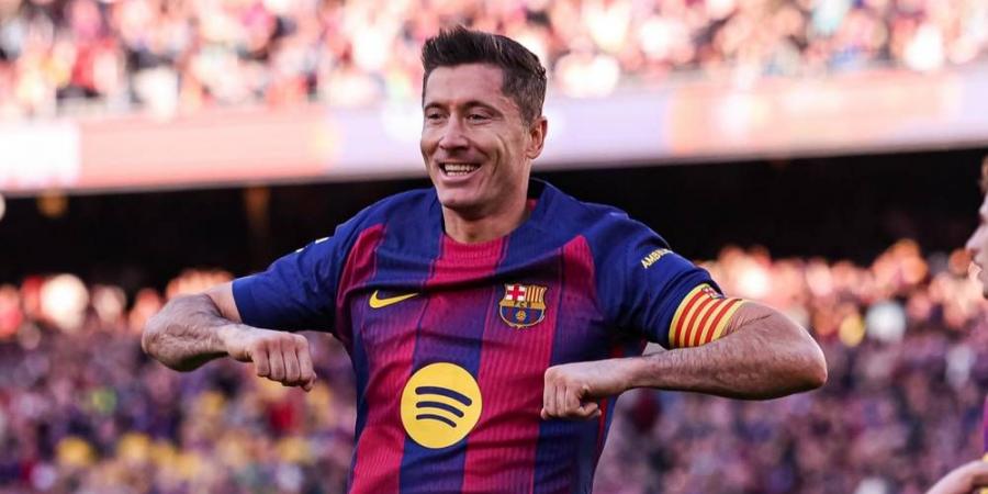 ليفاندوفسكي عن مستقبله مع برشلونة: "آخذ وقتي لأقرر ما هو الأفضل لي"