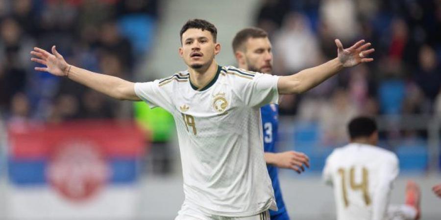 الحمدان يعادل رقم التمياط القياسي 