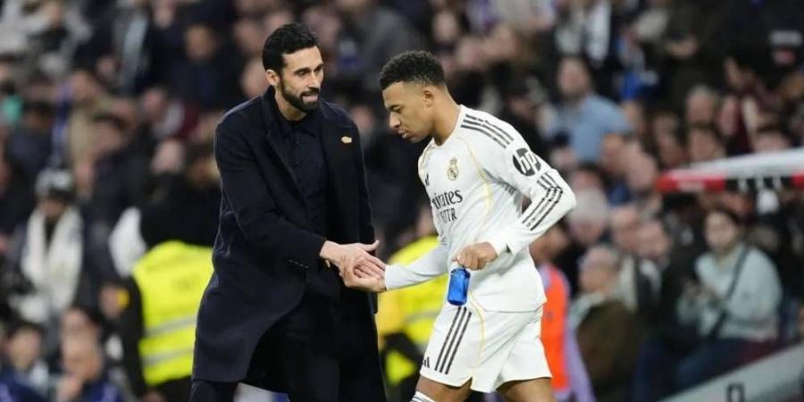 أربيلوا: "قمنا بتشخيص الركبة الخاطئة لمبابي؟ كل ما قيل مجرد أكاذيب"