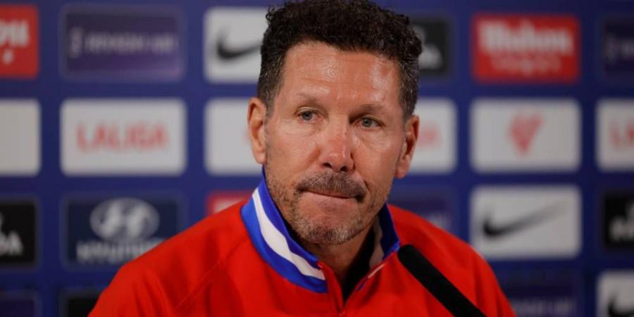 سيميوني يدين العنصرية ويصفها بالأزمة العالمية