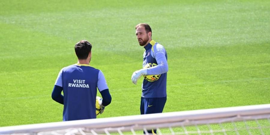 أوبلاك يعود لتدريبات أتلتيكو مدريد قبل "3 مباريات" ضد برشلونة