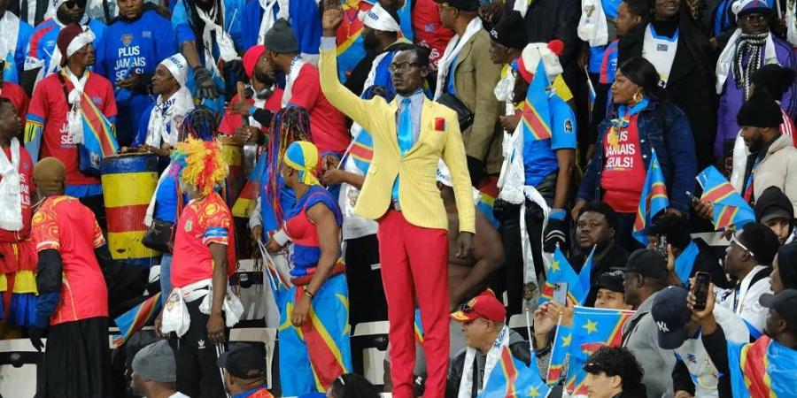 لاعبو الكونغو يطالبون بإدراج المشجع "لومومبا" ضمن بعثة المنتخب لكأس العالم