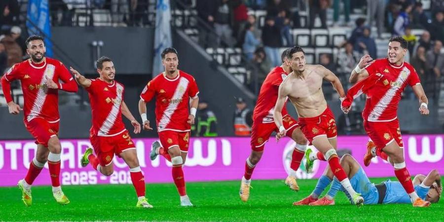 لائحة الوداد لمواجهة الدفاع الجديدي.. غياب زياش وأبو الفتح وبوشتة مقابل استدعاء بارت والمترجي والعلالي