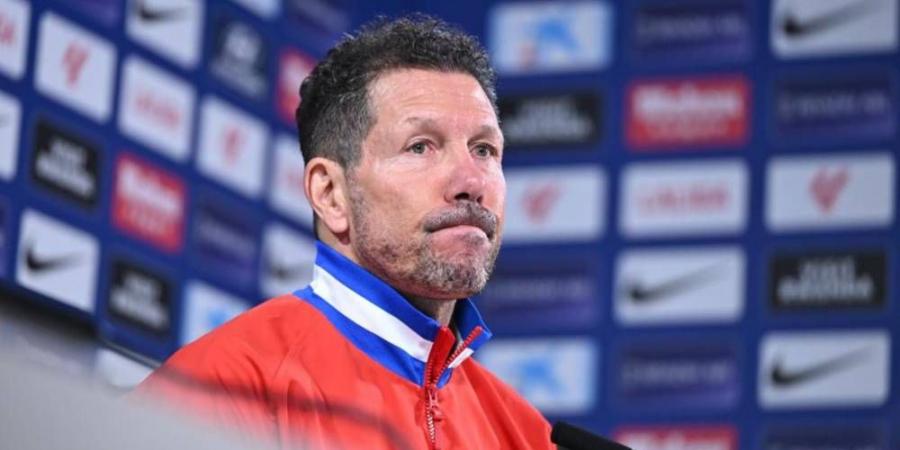 سيميوني يشيد بغريزمان ويؤكد مشاركة الحارس خوان في مواجهة برشلونة المرتقبة