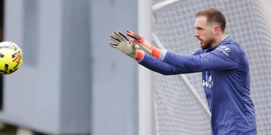 غياب أوبلاك وخيمينيز عن قائمة أتلتيكو مدريد لمواجهة برشلونة في دوري الأبطال