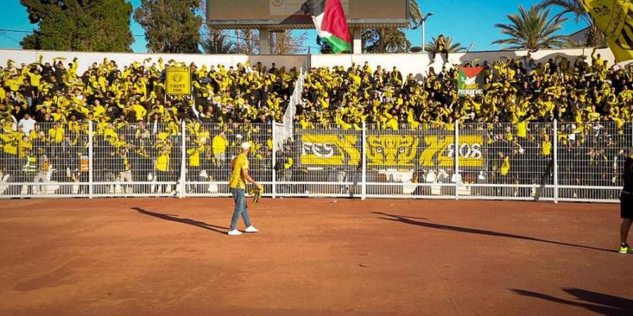 "فاتال تايغرز" يرفض الكشف عن مضمون "التيفو" قبل مباراة الوداد ويشدد: "سيبقى لنا سوى خيار ترك المدرجات إن استمر هذا الوضع"