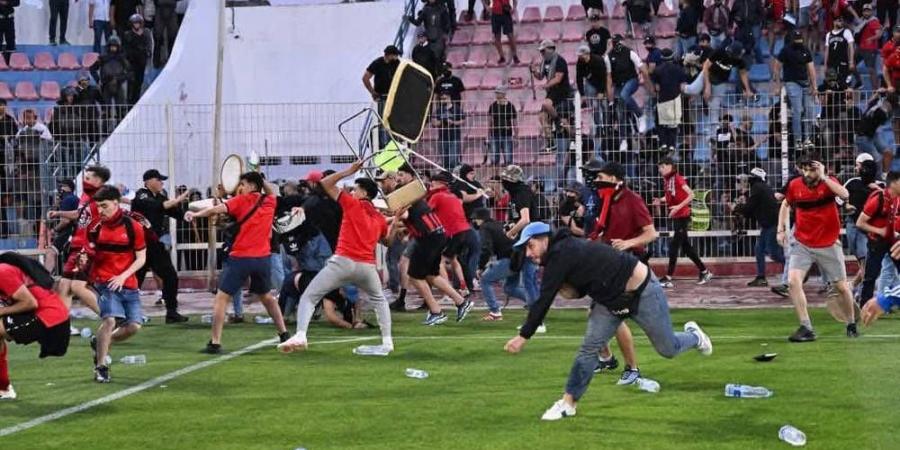 من أزمة القميص أمام بركان في 2024 إلى فوضى آسفي.. اتحاد العاصمة يواصل تورطه في الأحداث الخارجة عن كرة القدم أمام الفرق المغربية