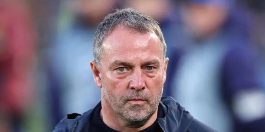 بوردالاس يطالب فليك بالتركيز على فريقه قبل لقاء خيتافي وبرشلونة