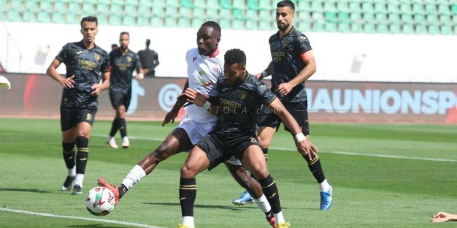 البطولة الاحترافية/ التعادل يحسم مباراة حسنية أكادير وضيفه اتحاد طنجة (1-1)