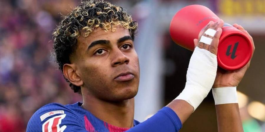 لامين يامال أفضل لاعب في الدوري الإسباني لشهر أبريل