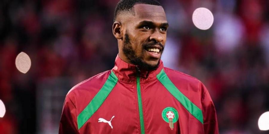 عيسى ديوب عن سبب اعتماده على طاهٍ خاص: "أفضل نظاما غذائيا صحيا على شراء سيارة فاخرة"