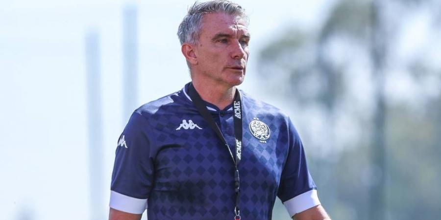 كارتيرون: "لسنا مرشحين للفوز بأي شيء في الوقت الحالي"