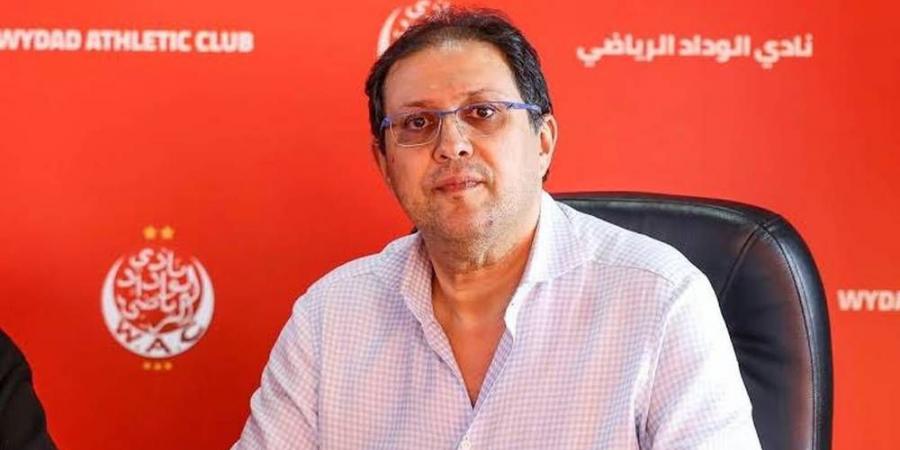 جماهير الوداد تنفجر في وجه آيت منا بمركب محمد الخامس